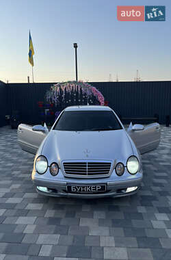 Купе Mercedes-Benz CLK-Class 2000 в 