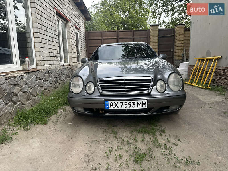 Купе Mercedes-Benz CLK-Class 1998 в 
