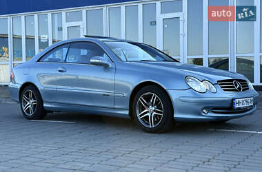 Купе Mercedes-Benz CLK-Class 2003 в 