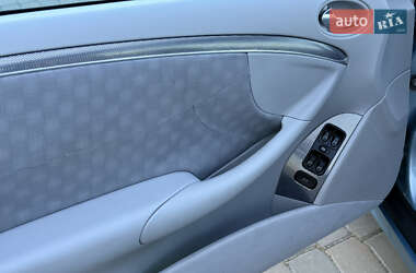 Купе Mercedes-Benz CLK-Class 2003 в 