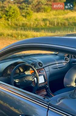 Купе Mercedes-Benz CLK-Class 2004 в 