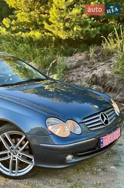 Купе Mercedes-Benz CLK-Class 2004 в 