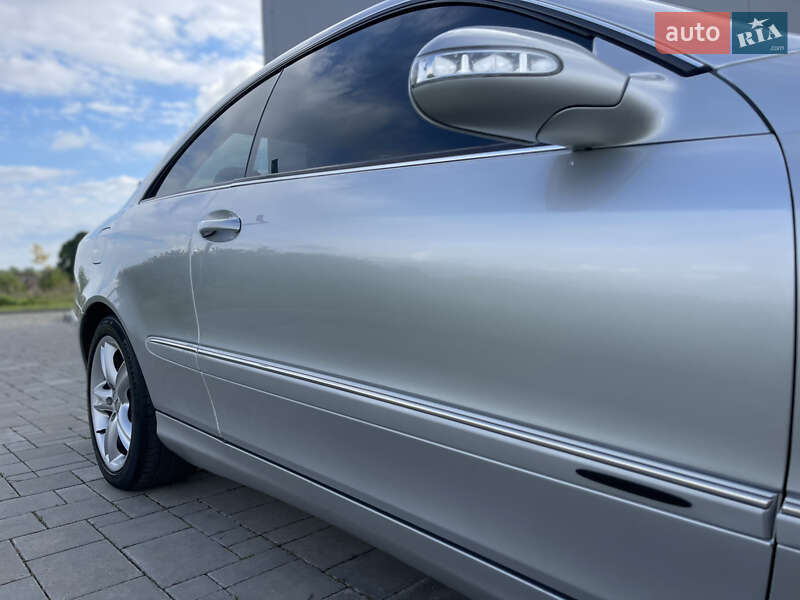 Купе Mercedes-Benz CLK-Class 2004 в Ровно