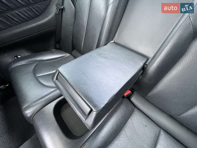 Купе Mercedes-Benz CLK-Class 2004 в Ровно