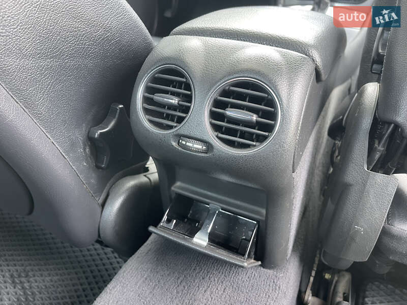 Купе Mercedes-Benz CLK-Class 2004 в Ровно