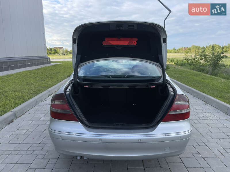 Купе Mercedes-Benz CLK-Class 2004 в Ровно
