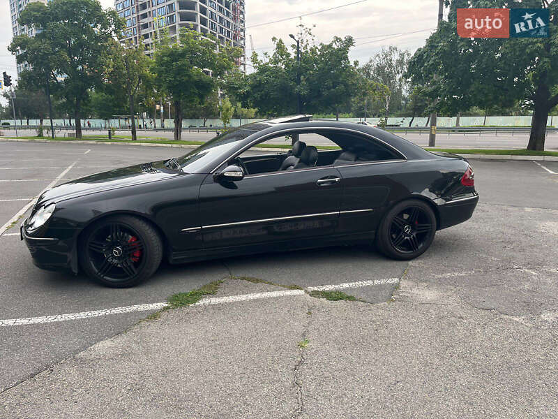 Купе Mercedes-Benz CLK-Class 2004 в Павлограді