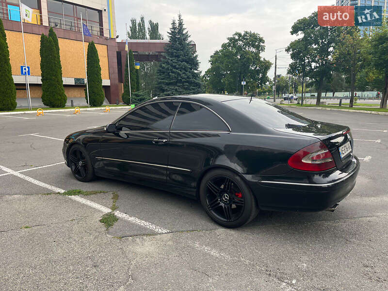 Купе Mercedes-Benz CLK-Class 2004 в Павлограді