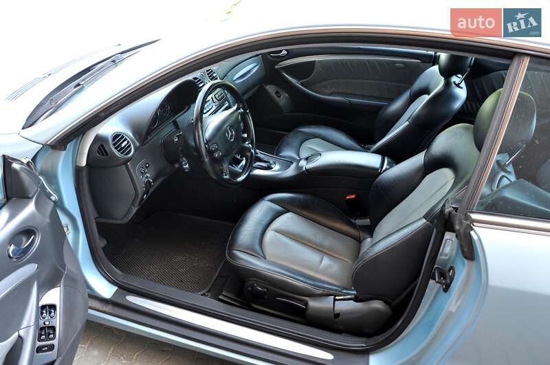 Купе Mercedes-Benz CLK-Class 2003 в Львове