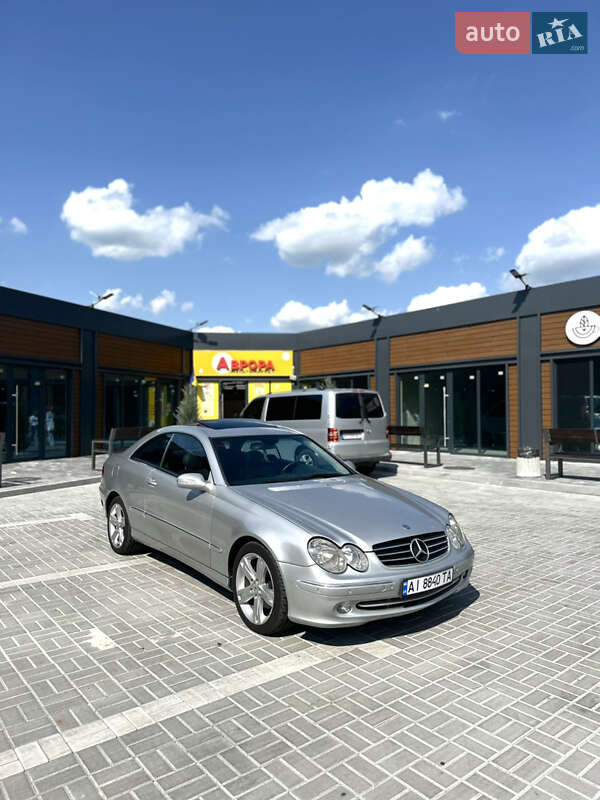 Купе Mercedes-Benz CLK-Class 2003 в 
