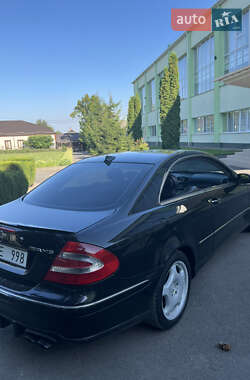 Купе Mercedes-Benz CLK-Class 2005 в 