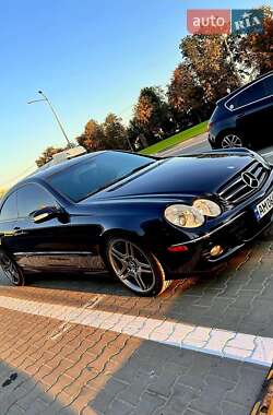 Купе Mercedes-Benz CLK-Class 2003 в 