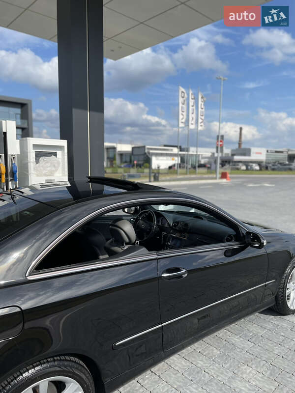 Купе Mercedes-Benz CLK-Class 2006 в Львове