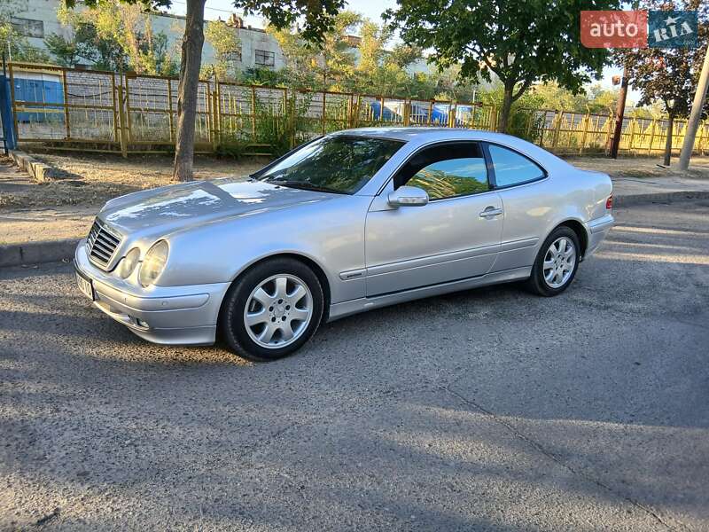 Купе Mercedes-Benz CLK-Class 2000 в Запорожье
