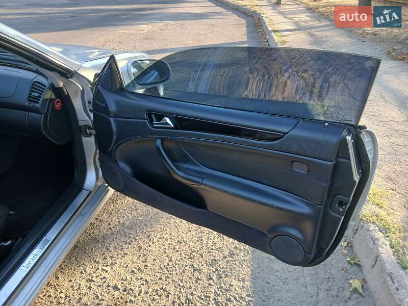 Купе Mercedes-Benz CLK-Class 2000 в Запорожье