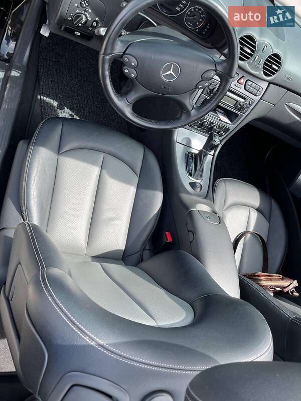 Кабриолет Mercedes-Benz CLK-Class 2004 в Львове