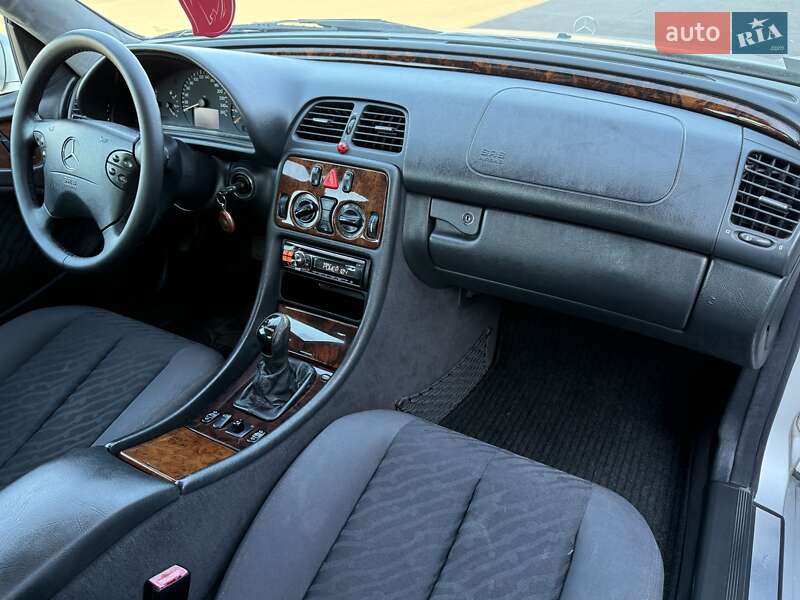 Купе Mercedes-Benz CLK-Class 2000 в Борисполе