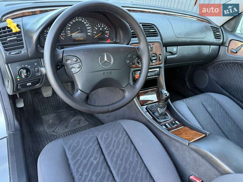 Купе Mercedes-Benz CLK-Class 2000 в Борисполе