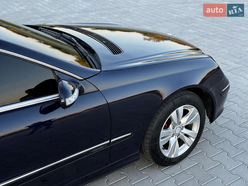 Купе Mercedes-Benz CLK-Class 2002 в Черновцах