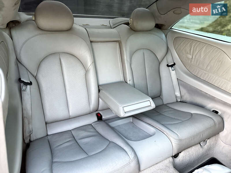 Купе Mercedes-Benz CLK-Class 2002 в Черновцах
