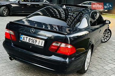 Купе Mercedes-Benz CLK-Class 2001 в 