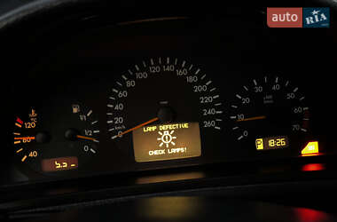 Купе Mercedes-Benz CLK-Class 2001 в 