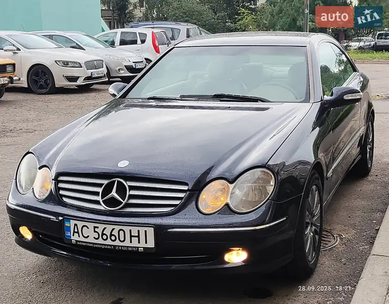 Mercedes-Benz CLK-Class 2003