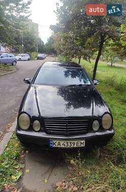 Купе Mercedes-Benz CLK-Class 2001 в 