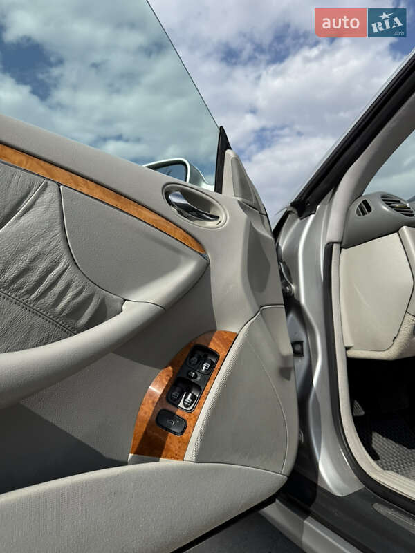 Купе Mercedes-Benz CLK-Class 2002 в Ізмаїлі