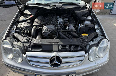 Купе Mercedes-Benz CLK-Class 2002 в 