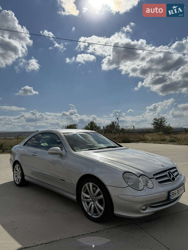 Купе Mercedes-Benz CLK-Class 2002 в Ізмаїлі