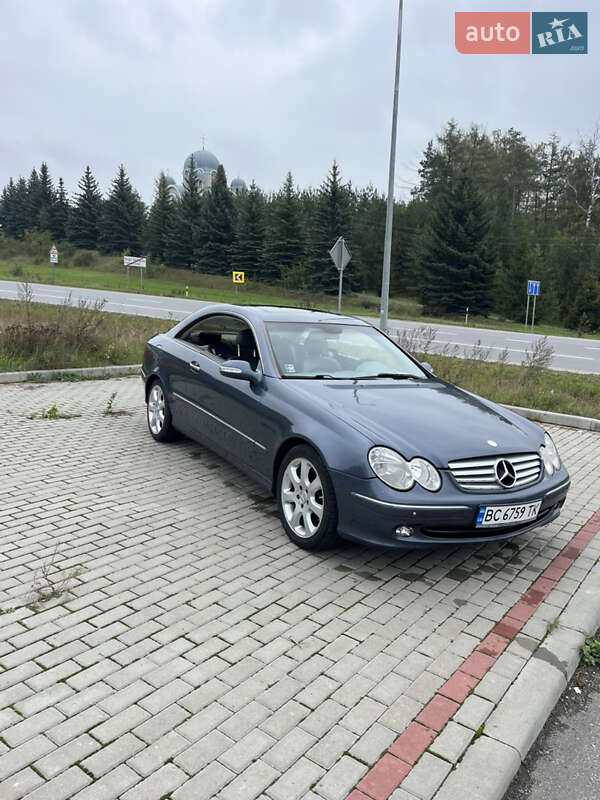 Mercedes-Benz CLK-Class 2002