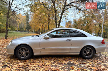 Купе Mercedes-Benz CLK-Class 2002 в 