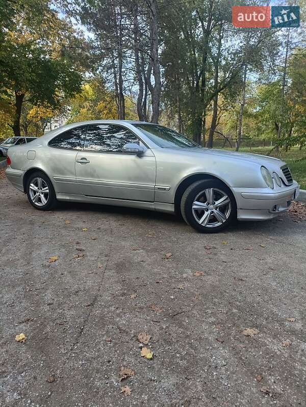 Купе Mercedes-Benz CLK-Class 2000 в Запоріжжі