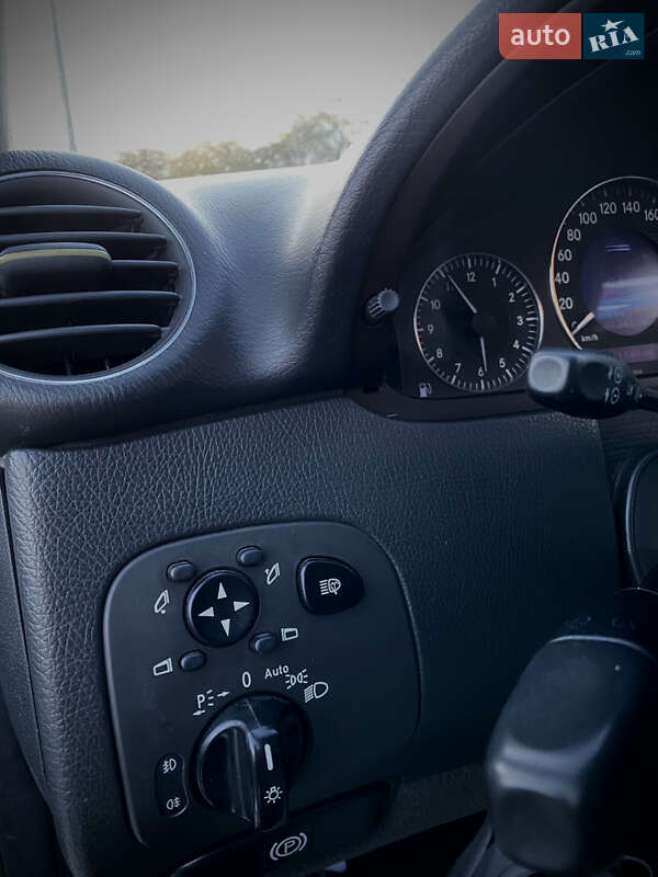 Купе Mercedes-Benz CLK-Class 2002 в Одесі