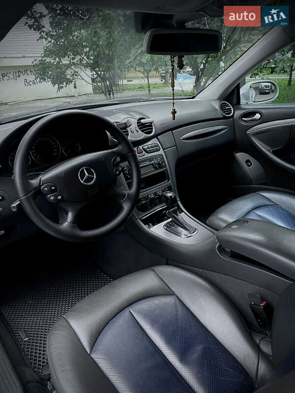Купе Mercedes-Benz CLK-Class 2002 в Одесі
