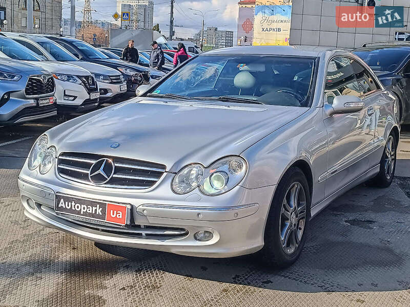 Mercedes-Benz CLK-Class 2002