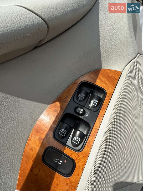 Купе Mercedes-Benz CLK-Class 2002 в Ізмаїлі фото 28 Купе Mercedes-Benz CLK-Class 2002 в Ізмаїлі