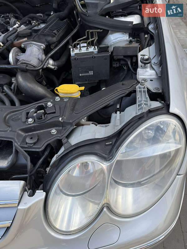 Купе Mercedes-Benz CLK-Class 2002 в Ізмаїлі фото 37 Купе Mercedes-Benz CLK-Class 2002 в Ізмаїлі