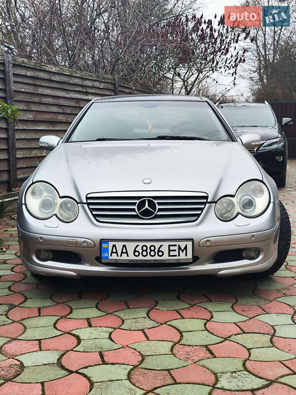 Купе Mercedes-Benz CLK-Class 2004 в Киеве