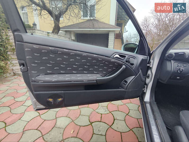 Купе Mercedes-Benz CLK-Class 2004 в Киеве