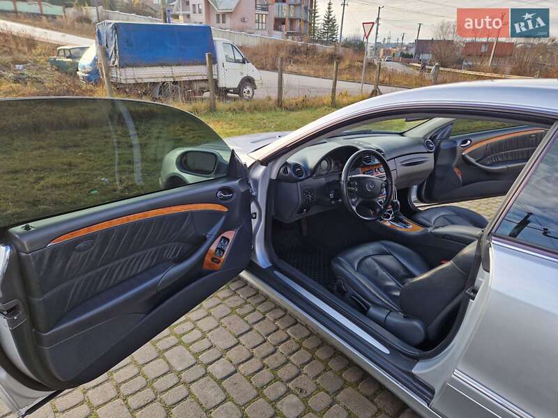 Купе Mercedes-Benz CLK-Class 2002 в Львове