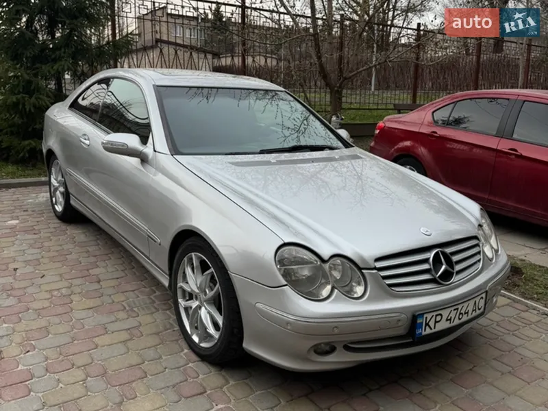 Mercedes-Benz CLK-Class 2003