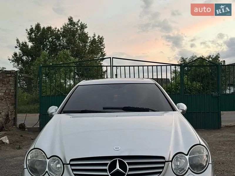 Mercedes-Benz CLK-Class