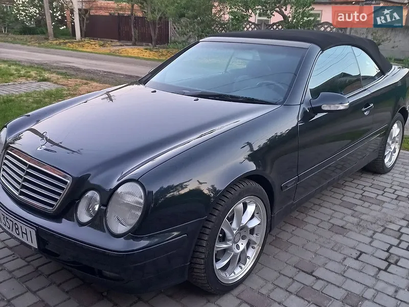 Mercedes-Benz CLK-Class 2001