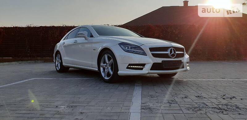 Седан Mercedes-Benz CLS-Class 2012 в Дніпрі