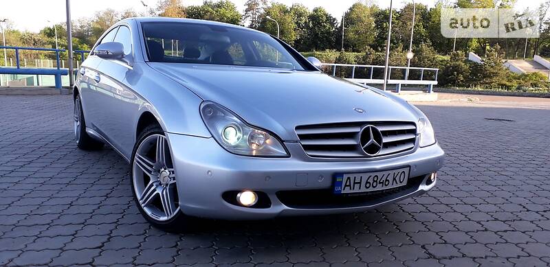 Седан Mercedes-Benz CLS-Class 2004 в 