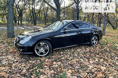 Седан Mercedes-Benz CLS-Class 2004 в Одесі