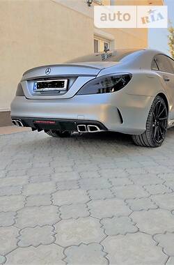 Седан Mercedes-Benz CLS-Class 2015 в Киеве