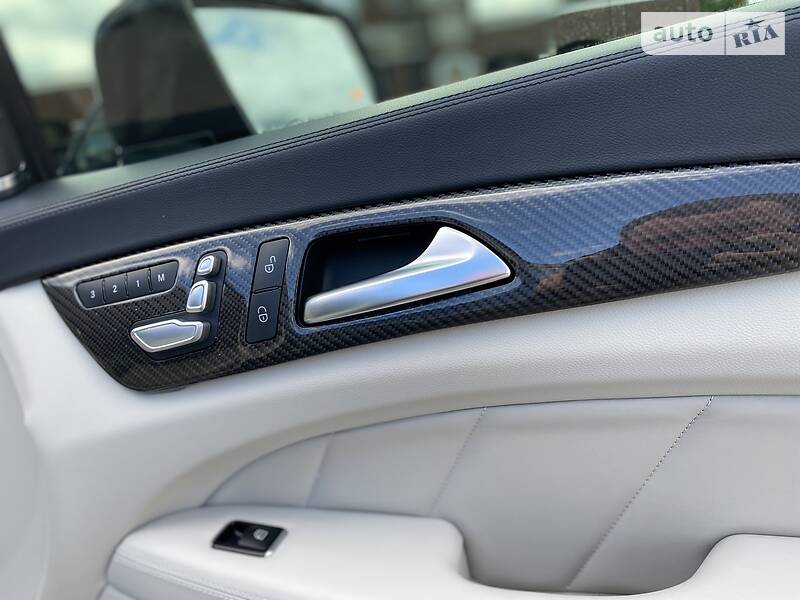 Седан Mercedes-Benz CLS-Class 2015 в Киеве фото 41 Седан Mercedes-Benz CLS-Class 2015 в Киеве